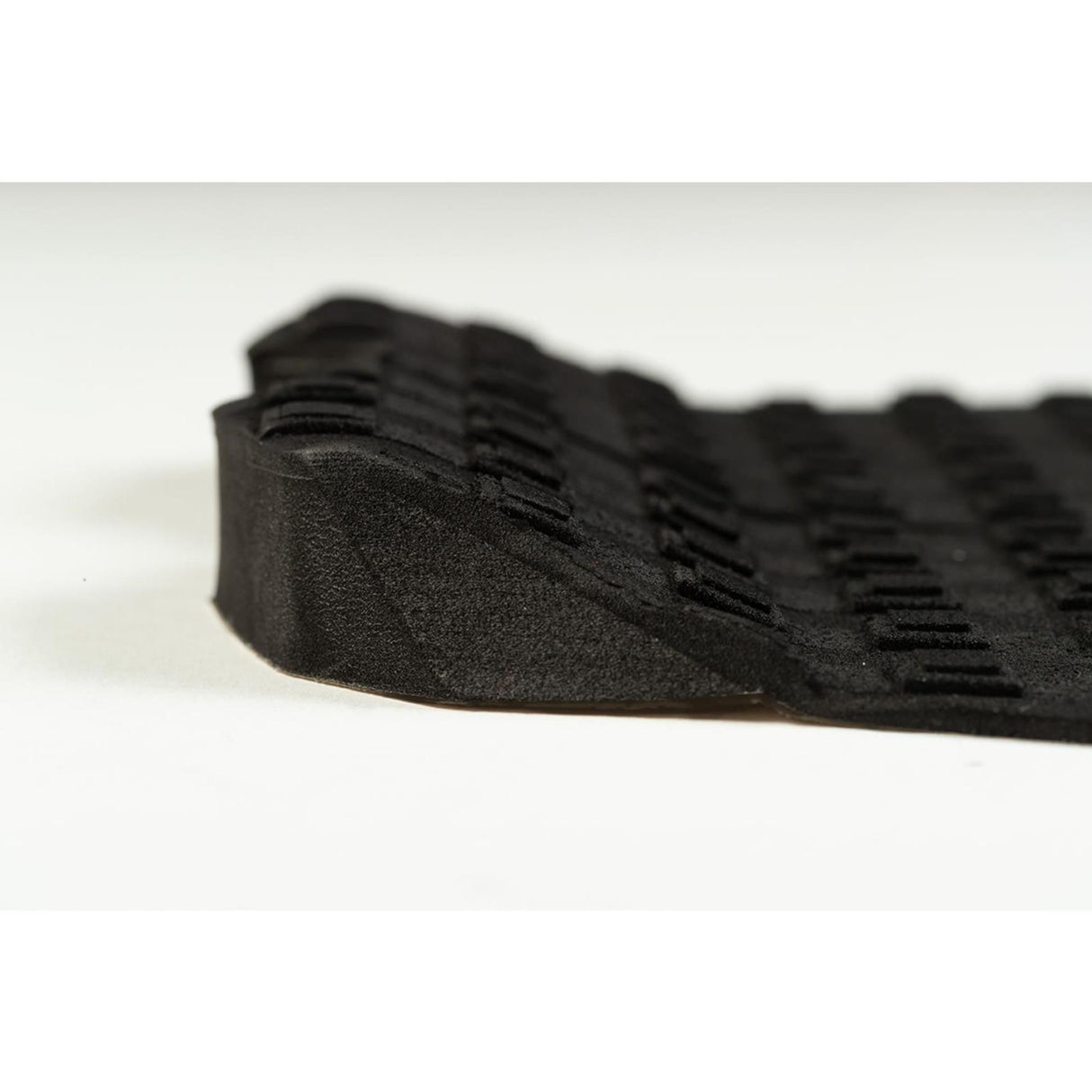 Roam Footpad Deck Grip Traction Pad 2-tlg schwarzes Griffband mit strukturierter Oberfläche, Detailaufnahme