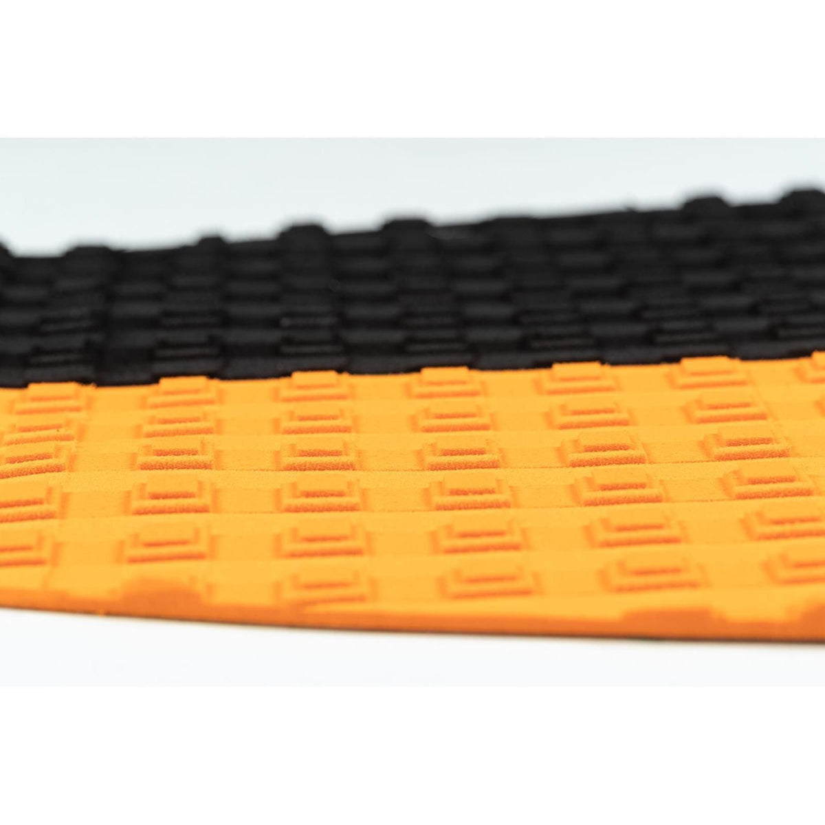 Roam Footpad Deck Grip Traction Pad 2-tlg, schwarz und orange, strukturierte Griffoberfläche, Seitenansicht