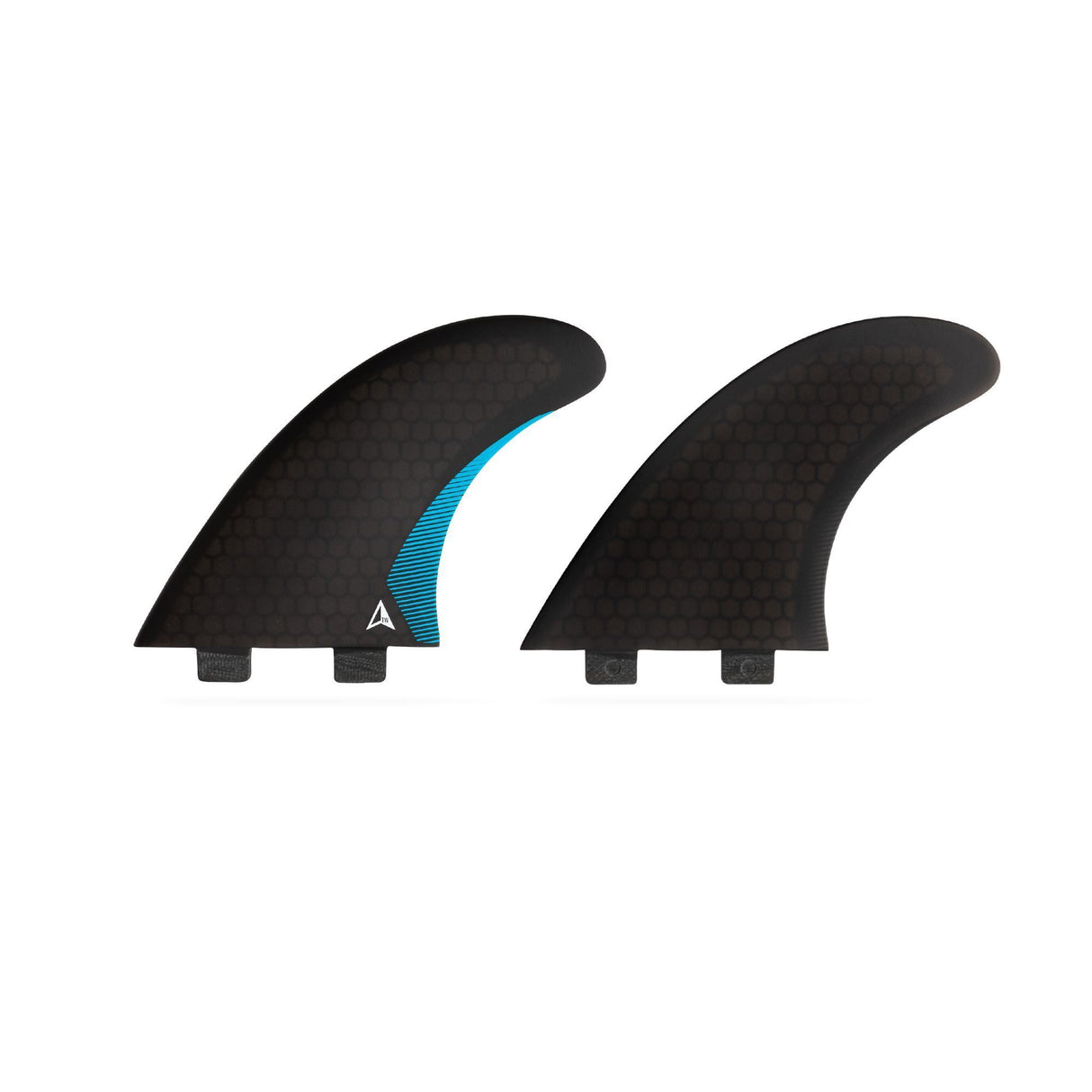 ROAM Twin Finnensatz zwei Tab, schwarze Surfflossen mit blauem Detail, Frontansicht