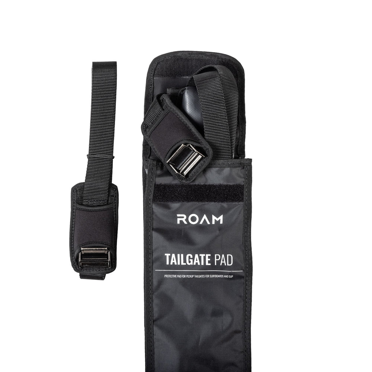 ROAM Pickup Tailgate Pad schwarzes Schutzpad aus Nylon mit Gurten und Befestigungszubehör, Frontansicht der Verpackung