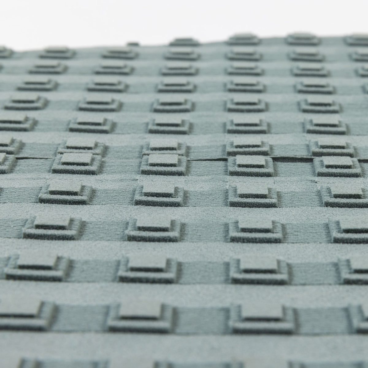 Roam Footpad Deck Grip Traction Pad 2-tlg in Grau mit strukturiertem Griffmuster aus Nahaufnahme