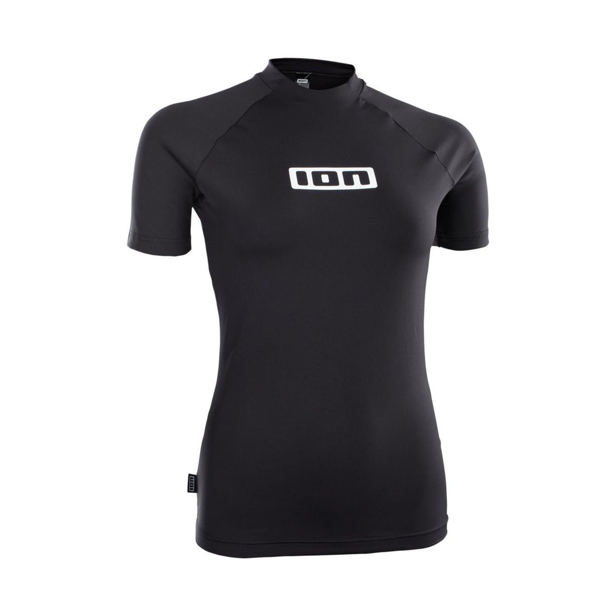 ION Rashguard Promo 2026 schwarzes Funktionsshirt mit weißem ION-Logo, Kurzarm, Frontansicht