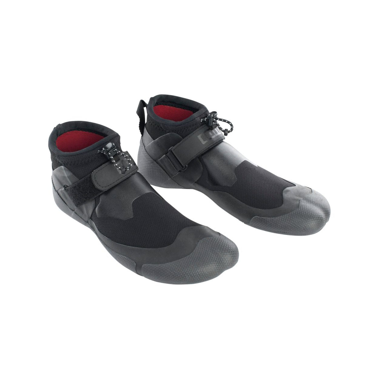 ION Ballistic Shoes 2.5 Internal Split 2026, schwarz-grau, Neopren und Kunststoff, Wassersportschuhe mit Klettverschluss, Paar von vorne