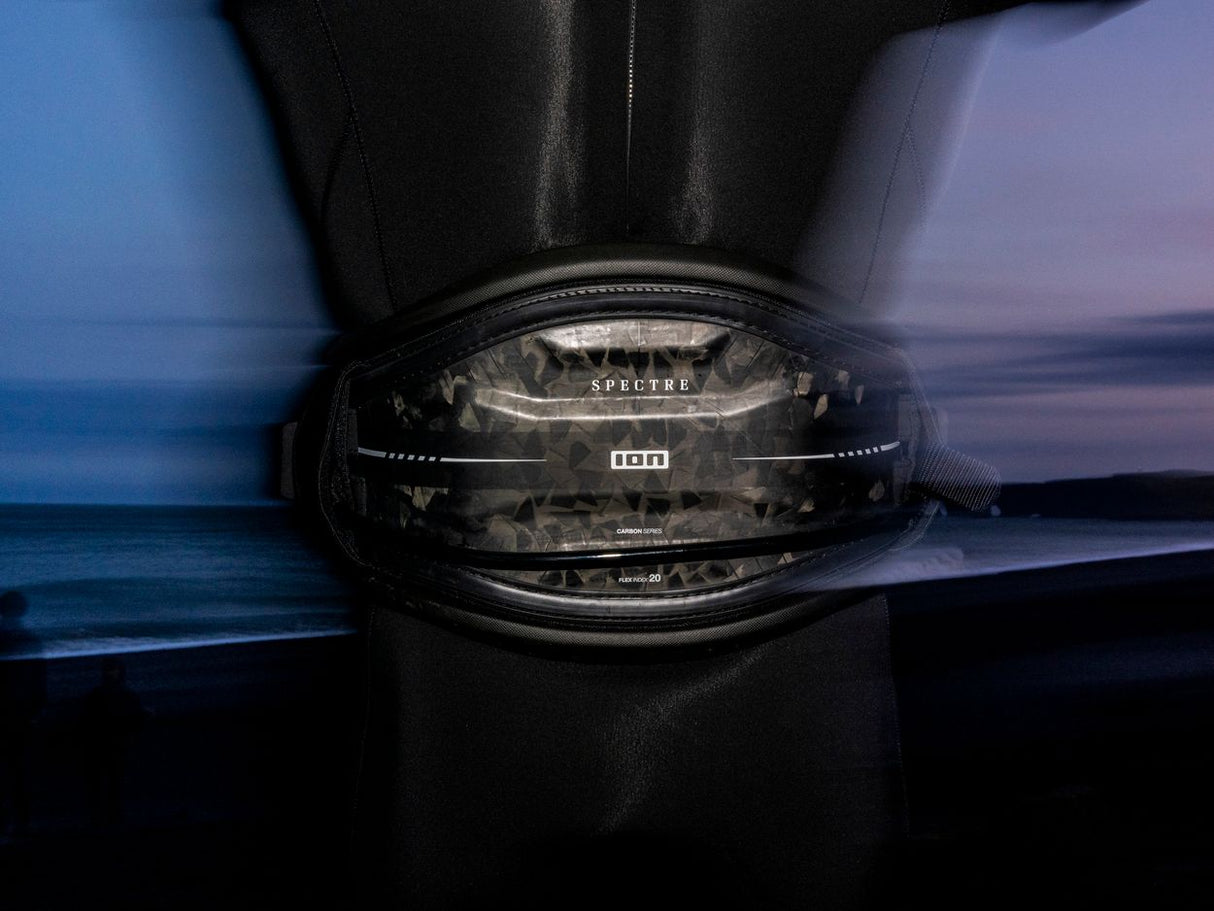 ION Spectre 2026 Kiteboard Bindung schwarz mit Fußschlaufen, Draufsicht