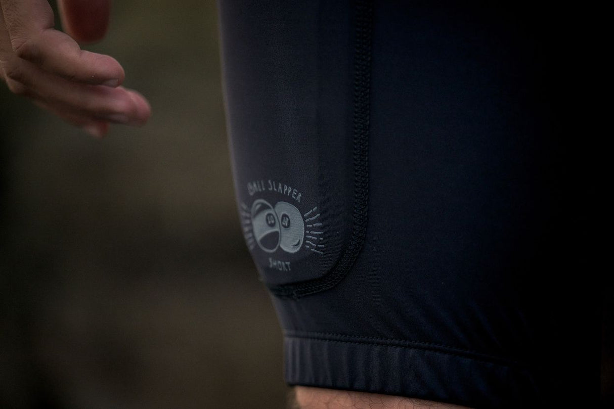 ION Ball Slapper X-Protection Shorts Herren dunkelblau mit Schutzpolsterung, Detailansicht des Beins