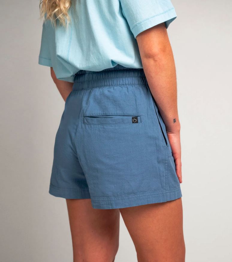 Shorts True women