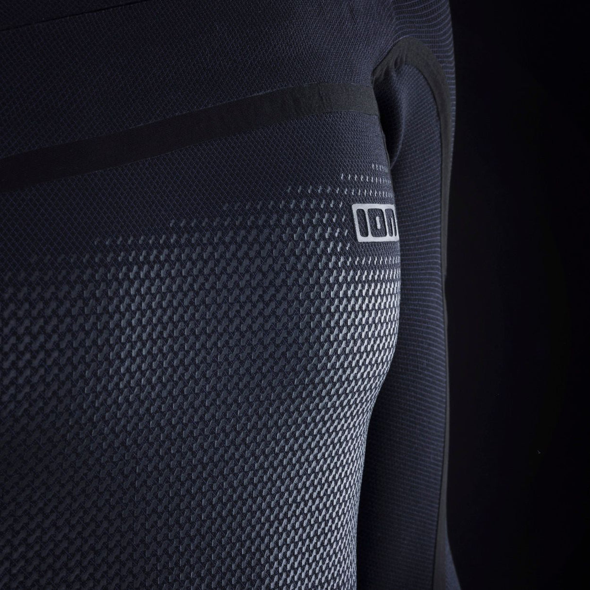 ION Collision Vest Element Side Zip 2026 dunkelblau mit Netzstruktur, Seitendetail