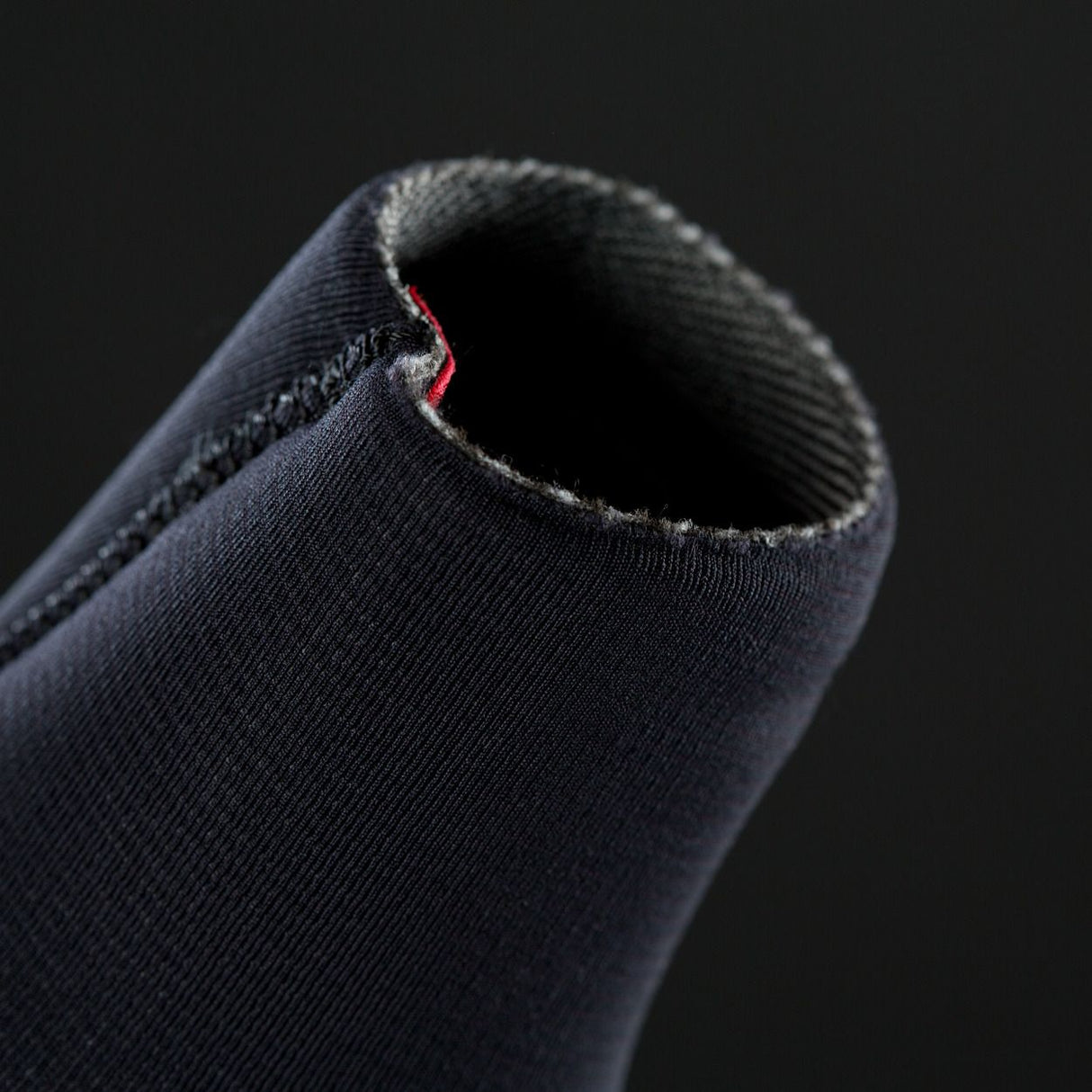 ION Collision Vest Element Side Zip 2026 schwarz, Nahaufnahme der Seitennähte mit Reißverschluss Detail