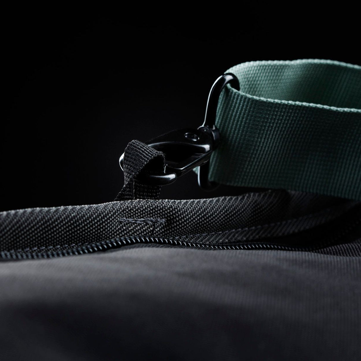 ION Collision Vest Element Side Zip 2026 schwarz-grün mit Seitlichem Reißverschluss, Detailansicht
