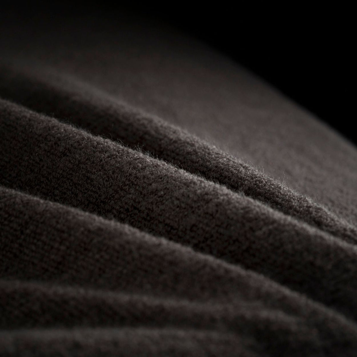 ION Collision Vest Element Side Zip 2026 in Schwarz, Detailaufnahme des Neopren-Materials mit Seitlichem Reißverschluss