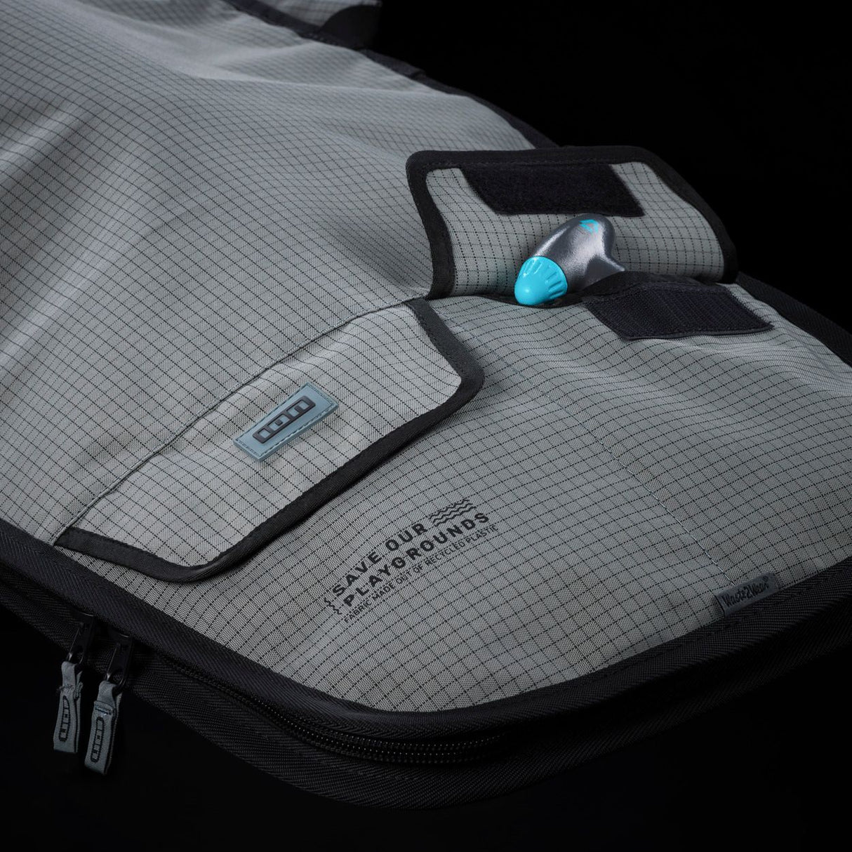 ION Collision Vest Element Side Zip 2026, grau mit schwarzen Akzenten, Seitreißverschluss, Detailansicht des Designs und der Protektoren