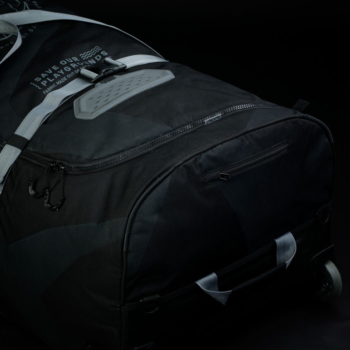 ION Collision Vest Element Side Zip 2026 schwarz mit grauem Schulterbereich, Seitreißverschluss, Detailansicht