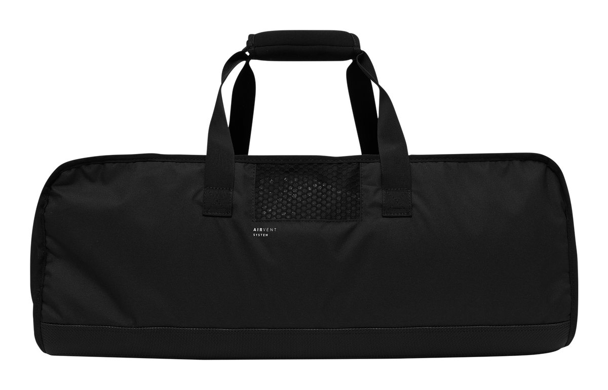 Mystic Gearbag Windsurf 2027 schwarze Transporttasche mit Tragegriffen, Frontalansicht