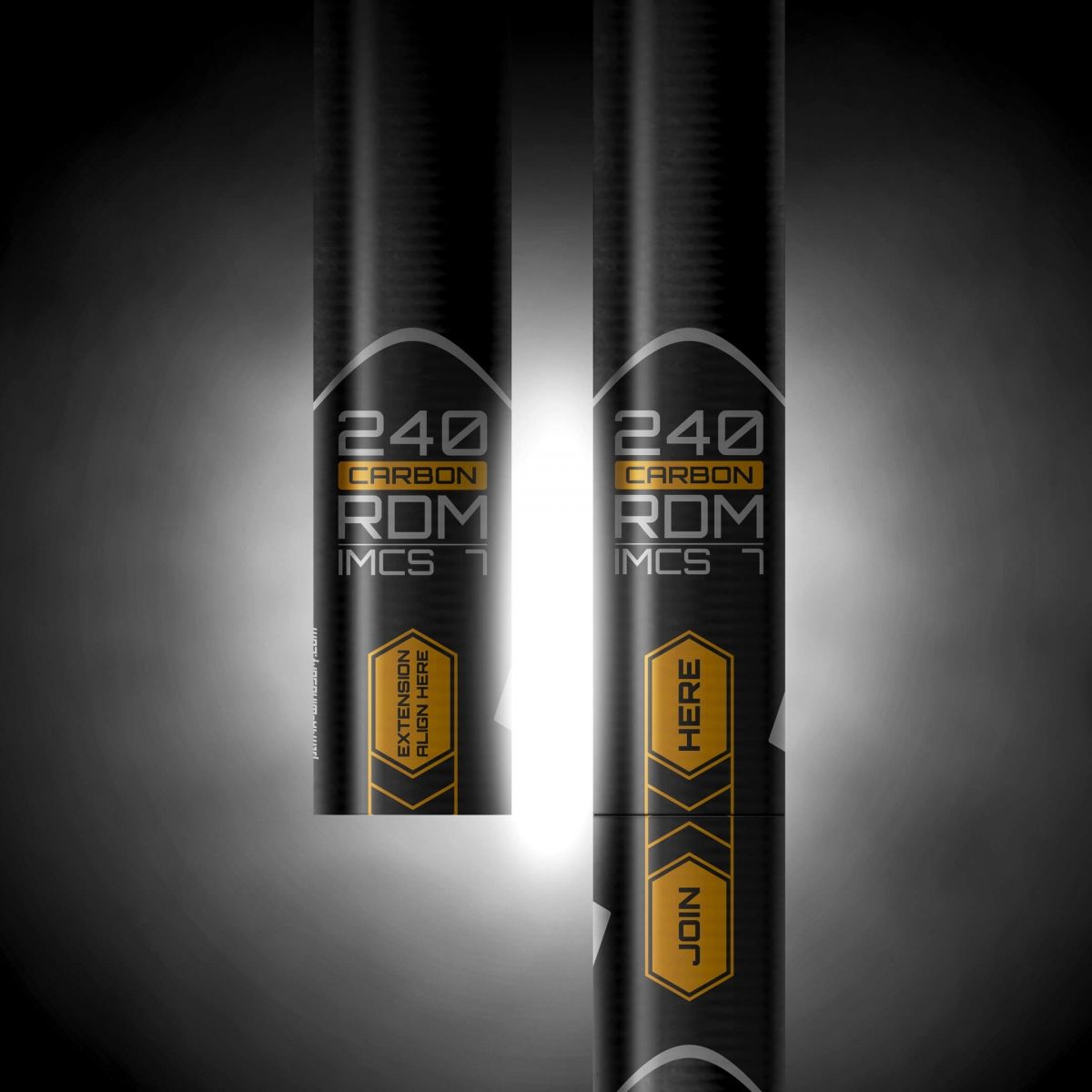 Patrik 240 Carbon Micro Mast RDM schwarz mit goldenen Beschriftungen, Frontalansicht