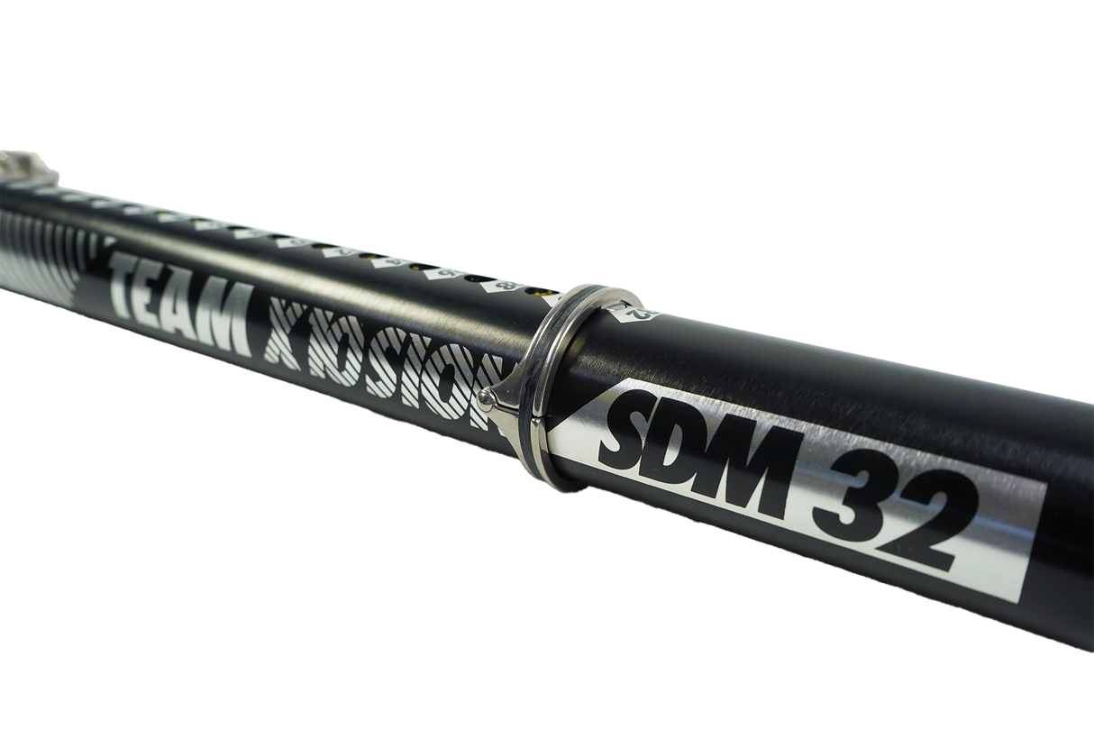 GA Extension PRO Alu LTD MTE 2026 Aluminium-Verlängerung schwarz, Seitenansicht mit Griffbereich und Beschriftung