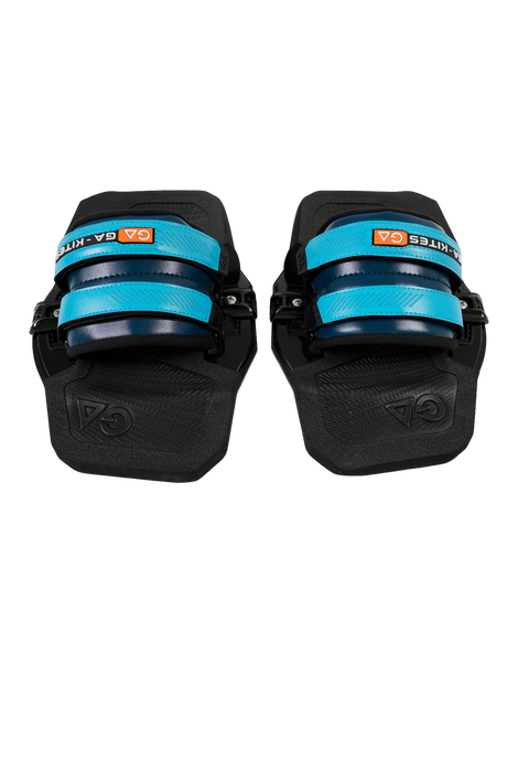 GA Kiteboard Footpad Fußstrap Set 2026 schwarze Pads mit hellblauen Riemen, Draufsicht