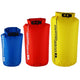 OverBoard Wasserdichte Packsäcke in Blau, Rot und Gelb mit Rollverschluss und schwarzen Verschlussbändern, Multipack-Set