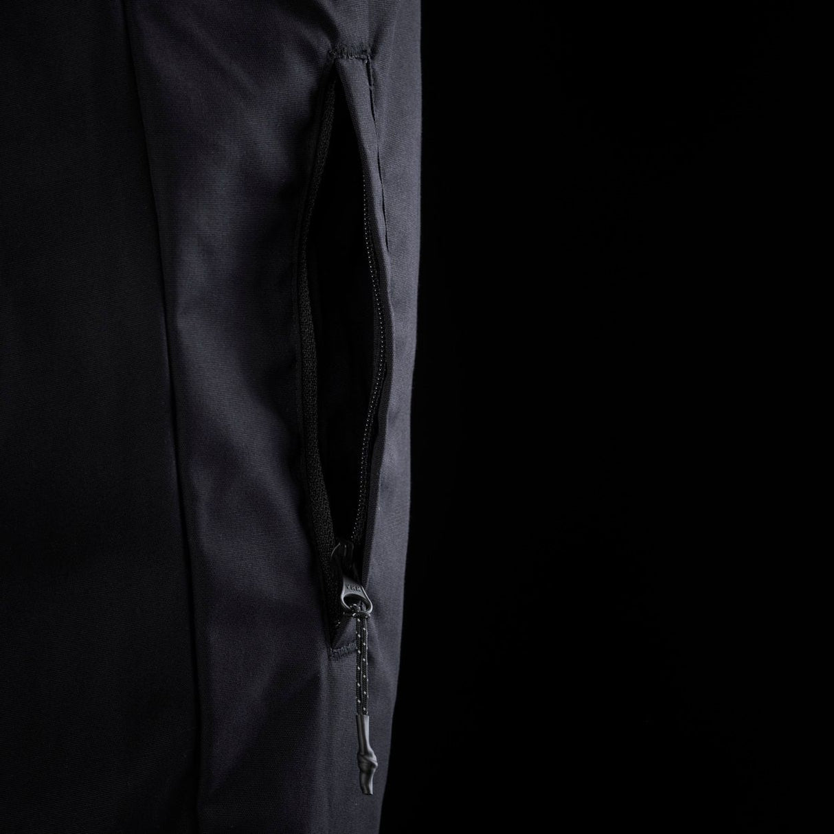 ION Collision Vest Element Side Zip 2026 in Schwarz mit seitlichem Reißverschluss, Detailansicht