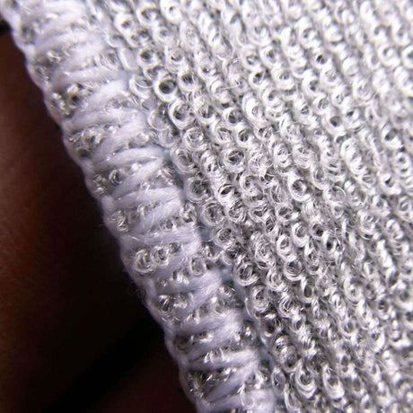 Atan Mistral Boot 3mm Neopren-Nahaufnahme mit Wabenstruktur und Nähten