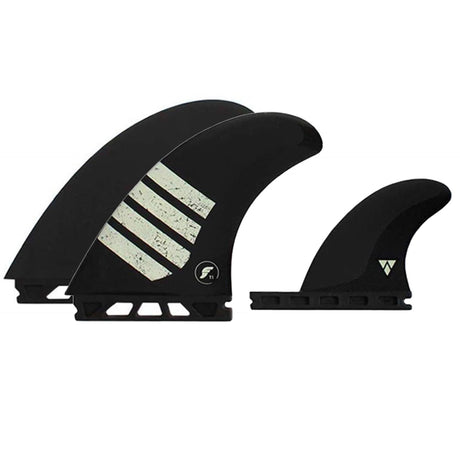 Futures Twin Tri Fin Set T1 Alpha schwarze Surfflossen mit weißen Streifen, Frontansicht
