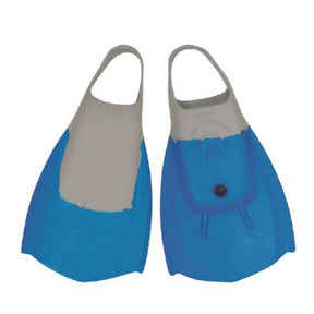 Wave Power Bodyboard Flossen blau-grau, Frontansicht, Paar Schwimmflossen mit ergonomischem Design