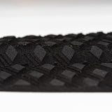 Roam Footpad Deck Grip Traction Pad schwarz mit Lochstruktur, Detailansicht der strukturierten Oberfläche