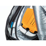 ROAM Boardbag Surfboard Coffin Doppel Triple mit gelbem Surfboard, Draufsicht, Schutzpolsterung