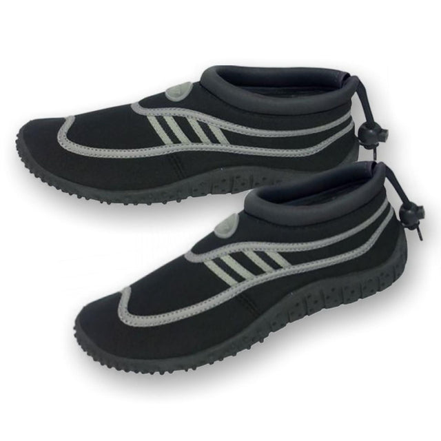 MADURAI Neopren Wassersport Badeschuh schwarz mit grauem Streifendesign, Paar Ansicht von vorne