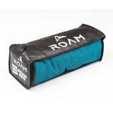 Roam Bodyboard Boardbag Socke, schwarze und türkise Schutzhülle mit Logo, seitliche Ansicht