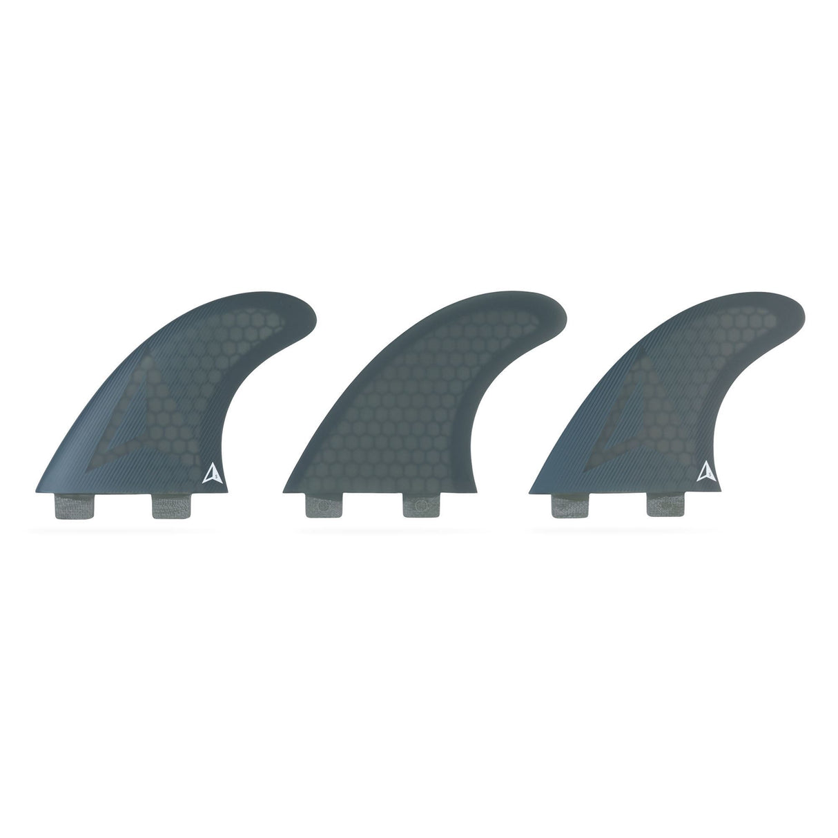 Roam Thruster Fin Set Allround FCS, drei dunkelgraue Surfflossen mit Wabenstruktur, Frontalansicht