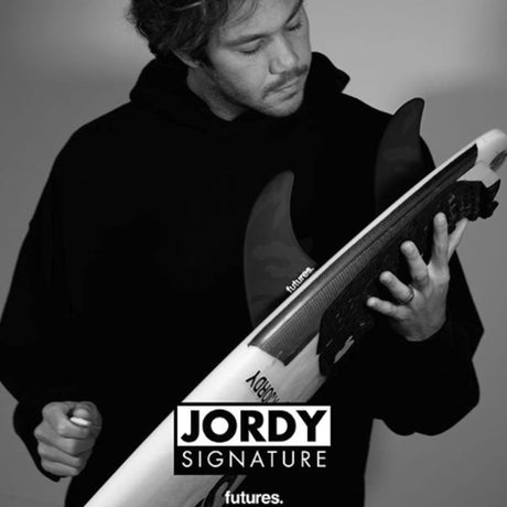 Futures Thruster Fin Set Jordy Smith Honeycomb, schwarze Finnen mit Honeycomb-Struktur, Signature-Serie