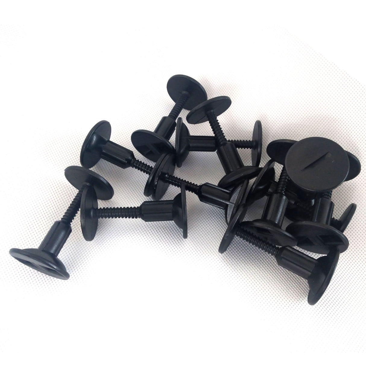 Sniper Bodyboard Leash Plug schwarze Kunststoff-Befestigungsstecker mit Schrauben, Detailansicht