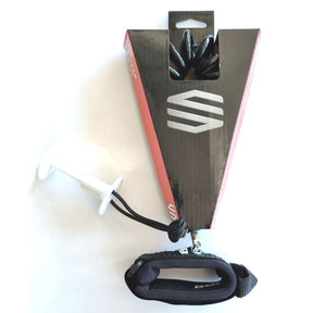 Sniper Bodyboard Spiral Wrist Leash schwarz mit weißem Verschluss, Draufsicht auf Verpackung und Produkt