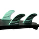 Futures F3 Legacy Neutral Thruster Surfboard-Finnen Set in Mintgrün und Dunkelgrün mit schwarzer Basis