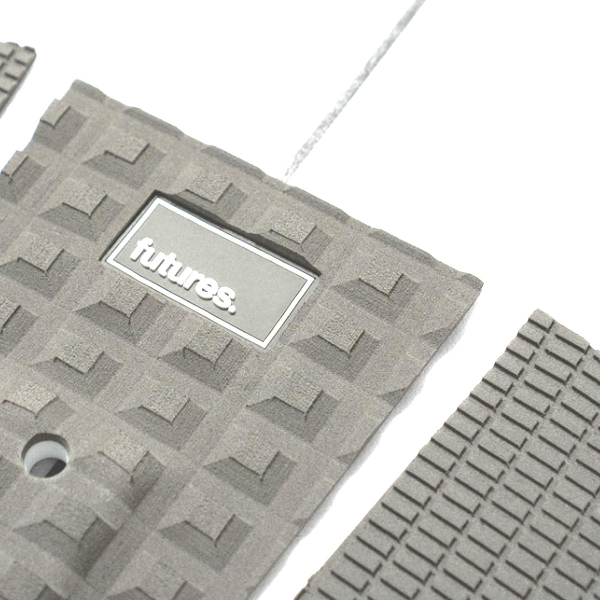 Futures Traction Pad Voodoo grau mit strukturiertem Muster und Futures-Logo, Draufsicht