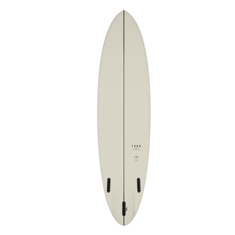 Torq TEC Delpero Twin Surfboard in Creme, Draufsicht mit schwarzen Finnen und mittig verlaufender Linie
