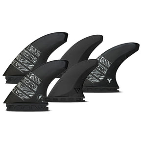 Futures Quad Thruster 5er Finnen Set Vector Alpha schwarze Surfflossen mit Muster Frontansicht