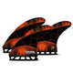 Futures Thruster Fin Set Jack Robinson Techflex, orange-schwarzes Design mit strukturiertem Muster, drei Flossen in Frontansicht