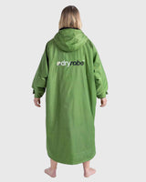 Dryrobe Advance Long Sleeve grün, Rückansicht, wasserdichter Umkleidemantel mit Kapuze aus funktionellem Material