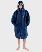 Dryrobe Advance Long Sleeve Kids Umhang in Marineblau mit Kapuze, Frontalansicht