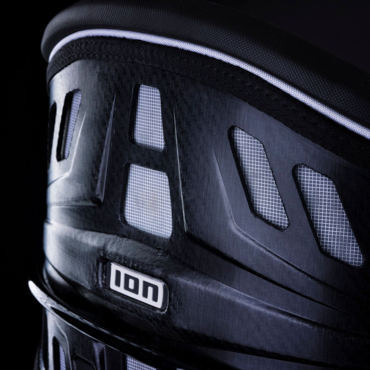 ION Collision Vest Element Side Zip 2026, schwarz, Schutzweste mit Seitlichem Reißverschluss, Detailansicht