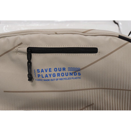 Duotone Team Bag 2027 in Creme und Schwarz mit recyceltem Material und schwarzem Reißverschluss, Detailansicht