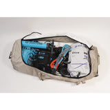 Duotone Team Bag 2027 in Beige, geöffnet, mit Kiteboarding-Ausrüstung gefüllt, Draufsicht