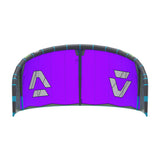 Duotone Neo SLS 2027 Kite mit violettem Tuch und grauem Logo, Frontansicht