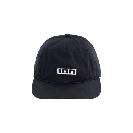 ION Cap Session 2026 schwarze Baseballkappe mit weißem Logo, Frontansicht