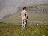 ION Pants HD Cotton 2026 in Grau, Rückansicht auf Person in Natur, robuste Baumwollhose mit klassischem Schnitt