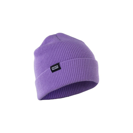 ION Beanie Ionic 2026 in Lila, gerippte Strickstruktur, mit ION-Logo-Label, Frontalansicht