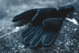 ION Neo Gloves 4/2 2026 schwarze Neopren-Handschuhe mit strukturierter Handfläche, Detailansicht