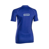 ION Rashguard Promo 2026 in Blau mit weißem Logo, Kurzarm-Badeshirt aus funktionellem Material, Frontansicht
