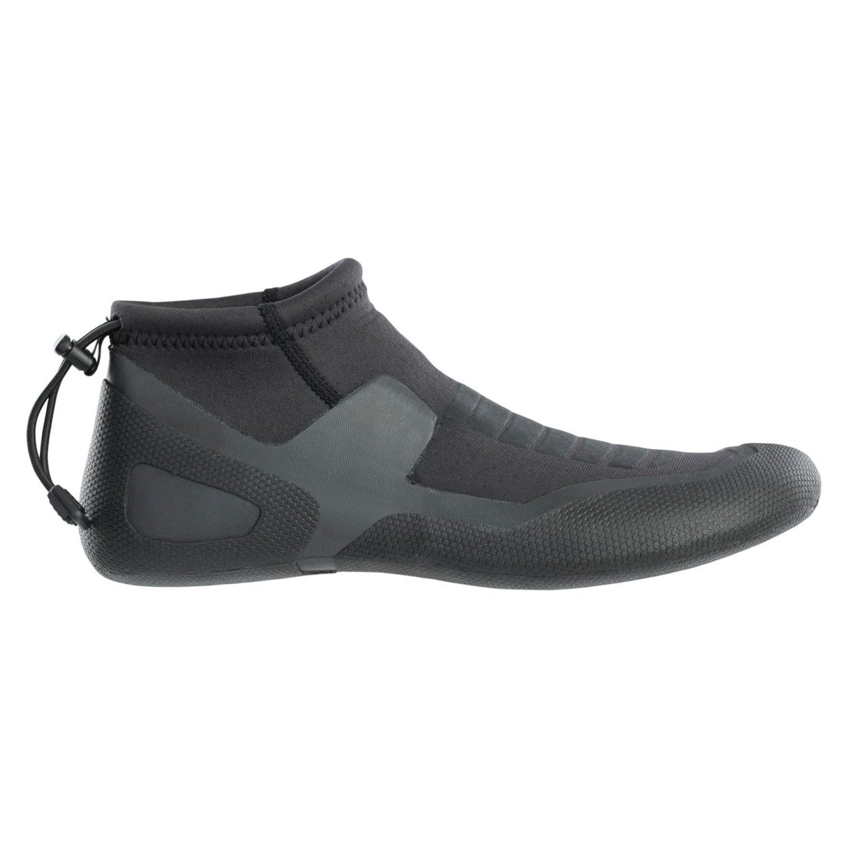 ION Plasma 2.5 RT 2025 Neoprenbootie in Schwarz, Seitenprofil mit Verschlusschnur und Textilmix-Oberfläche
